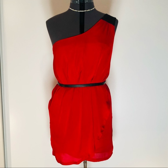 Forever 21 Dresses & Skirts - One Shoulder Red Tulip Dress